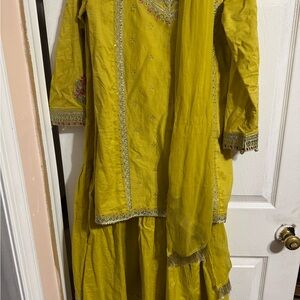 Green and Yellow Buttoned Long Sleeve Wedding Guest Dress